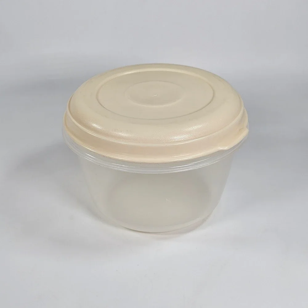 Vtg Rubbermaid Servin Saver 4 Cup Round Food Storage Container Almond 0028 0027